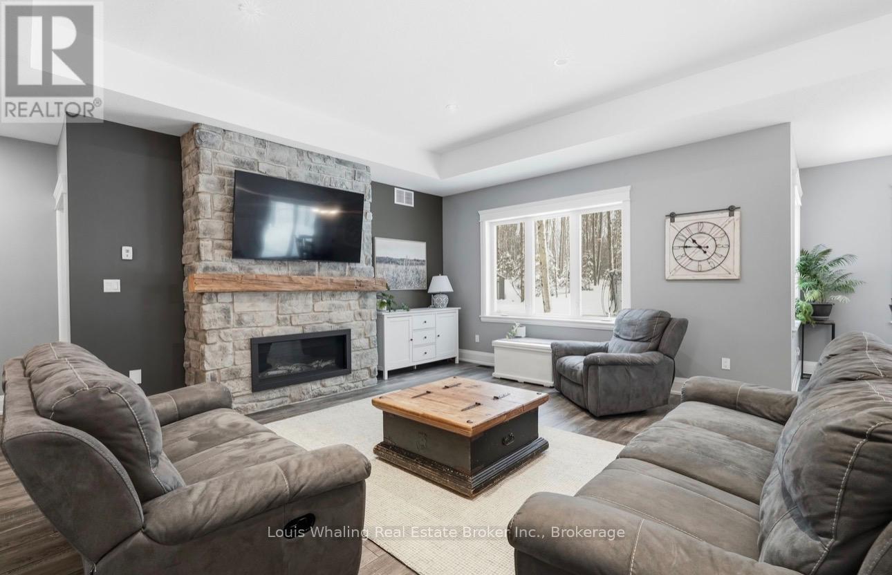 161 Boyd Lake Road, West Grey, Ontario  N0G 1S0 - Photo 8 - X12825816