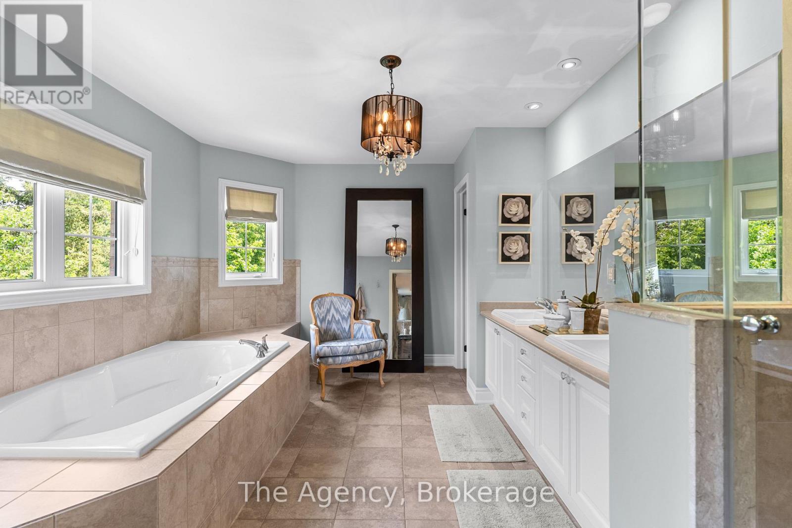 297 Fritillary Street, Oakville, Ontario  L6L 6W7 - Photo 32 - W13064362