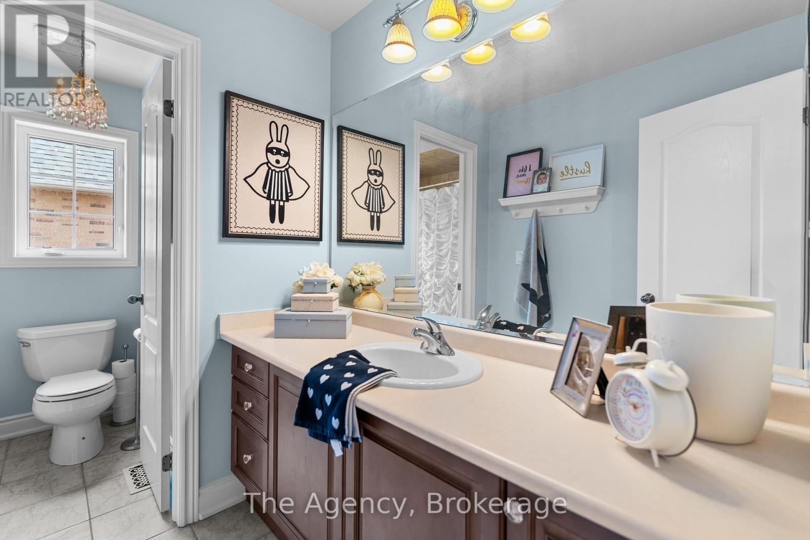 297 Fritillary Street, Oakville, Ontario  L6L 6W7 - Photo 38 - W13064362
