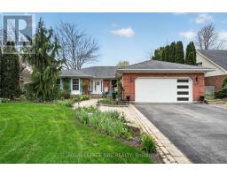 33 COLONEL BUTLER CRESCENT, Niagara-on-the-Lake, Ontario