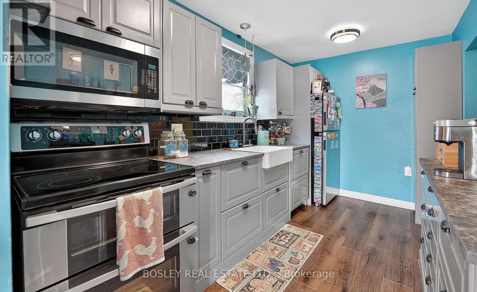 5401 Menzie Street, Niagara Falls, Ontario  L2E 2V7 - Photo 4 - X13064234
