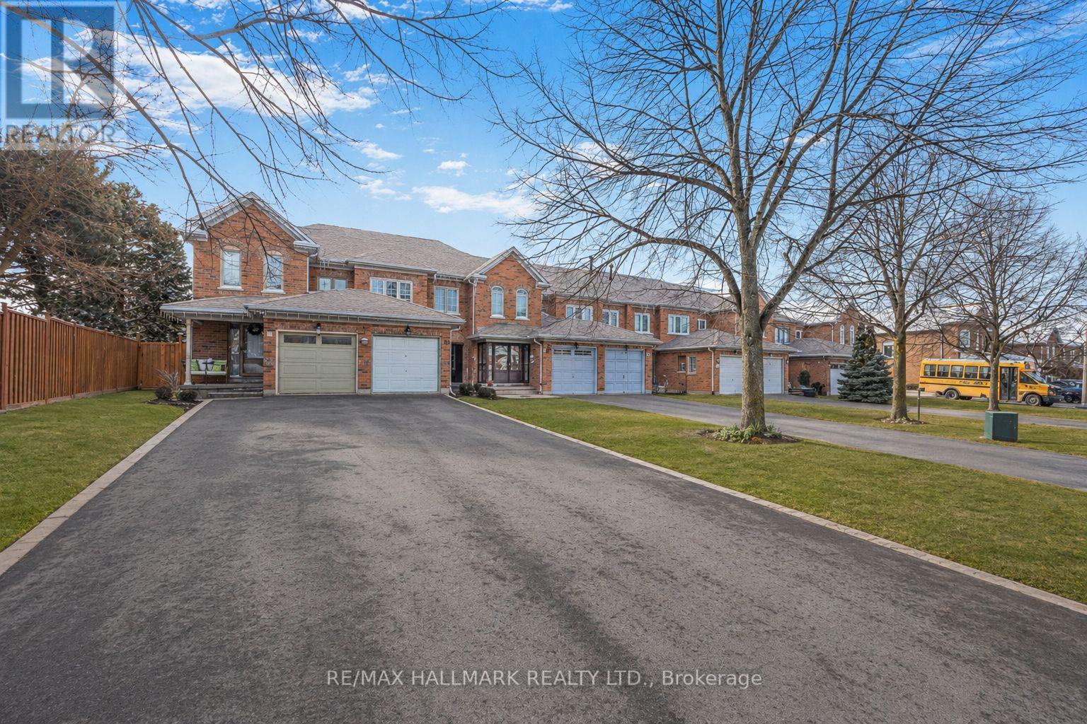19 PARKTREE DRIVE, Vaughan, Ontario