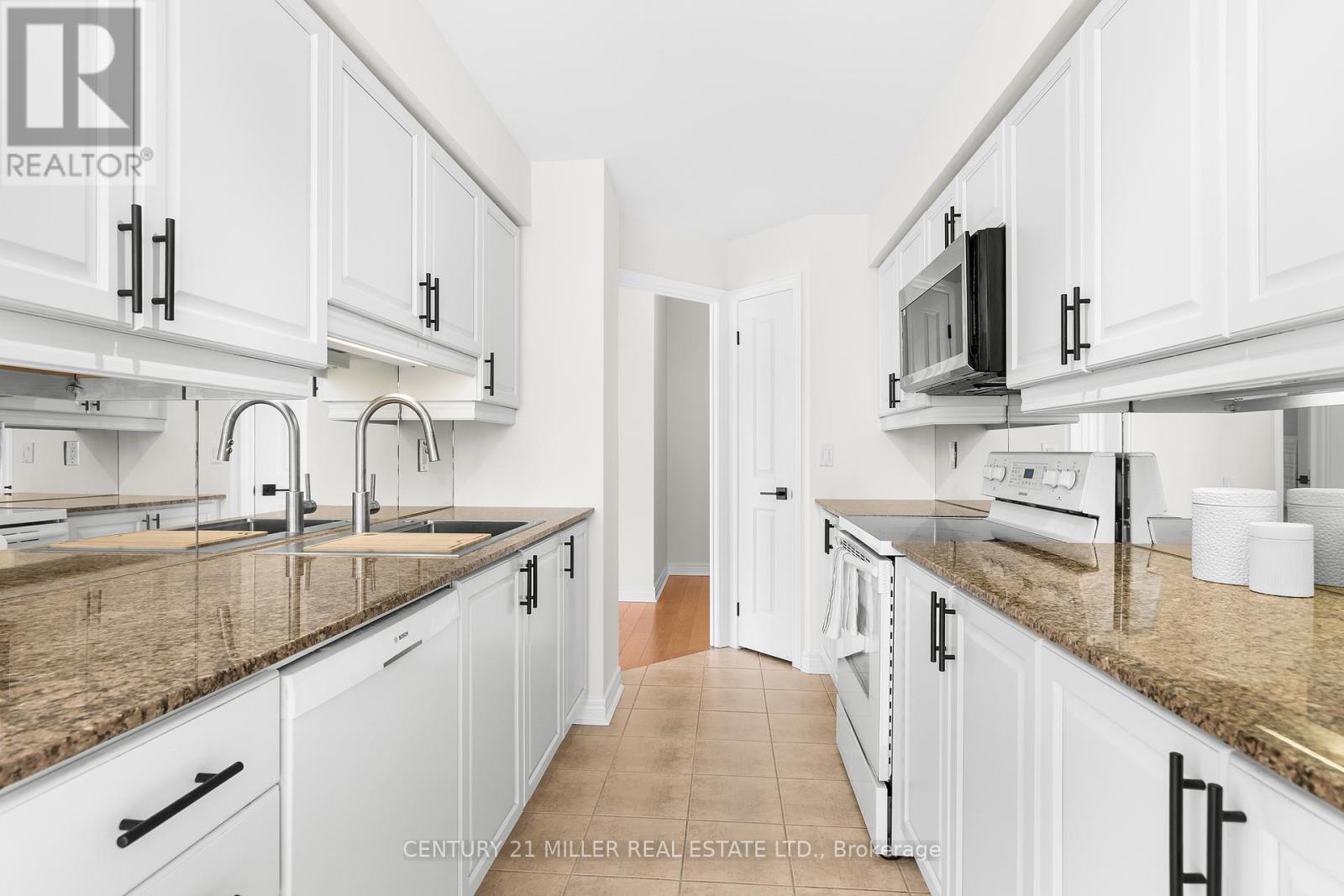 509 - 40 Old Mill Road, Oakville, Ontario  L6J 7W2 - Photo 12 - W13062680