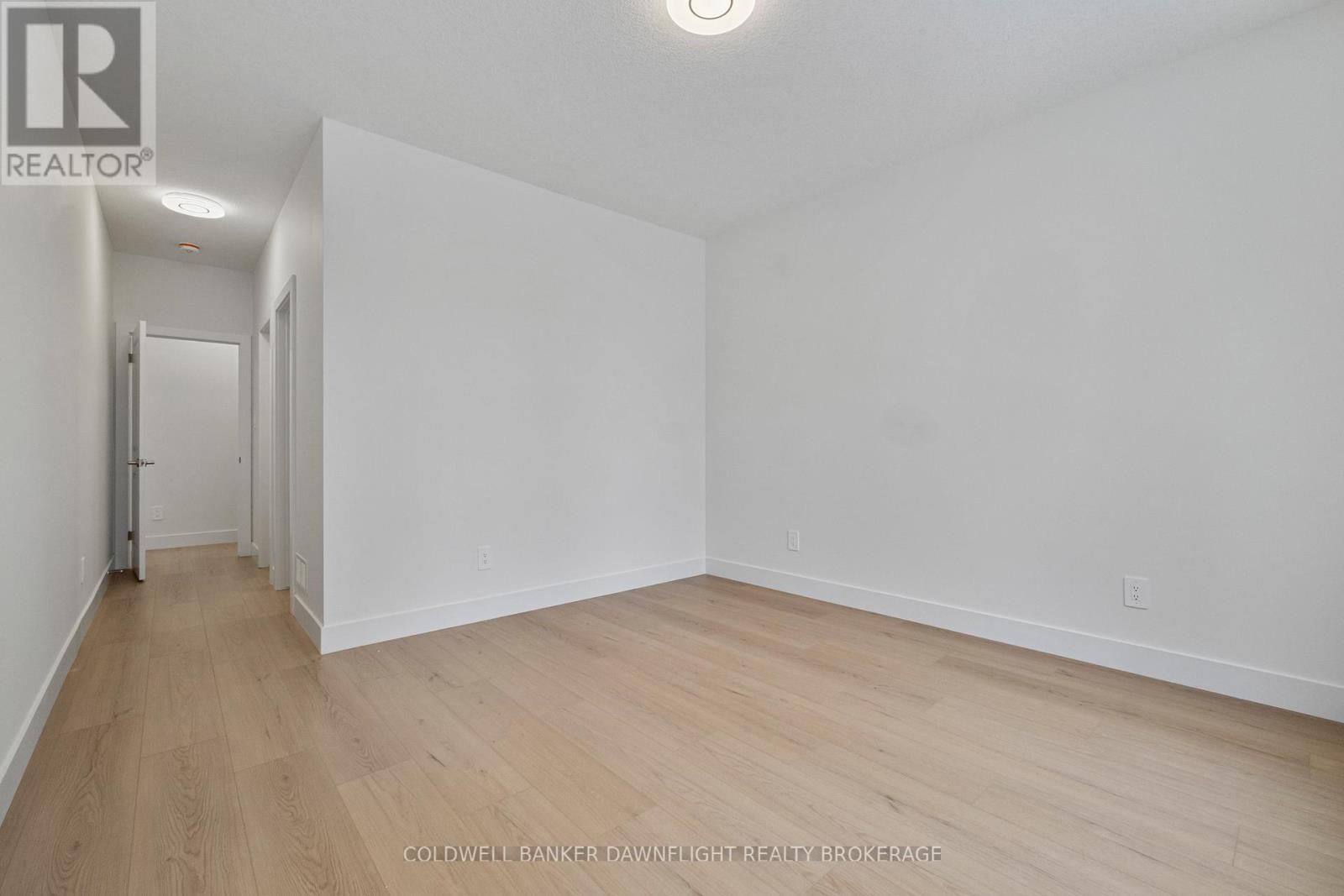 58 Moonlight Court, Central Huron, Ontario  N0M 1L0 - Photo 9 - X12750418