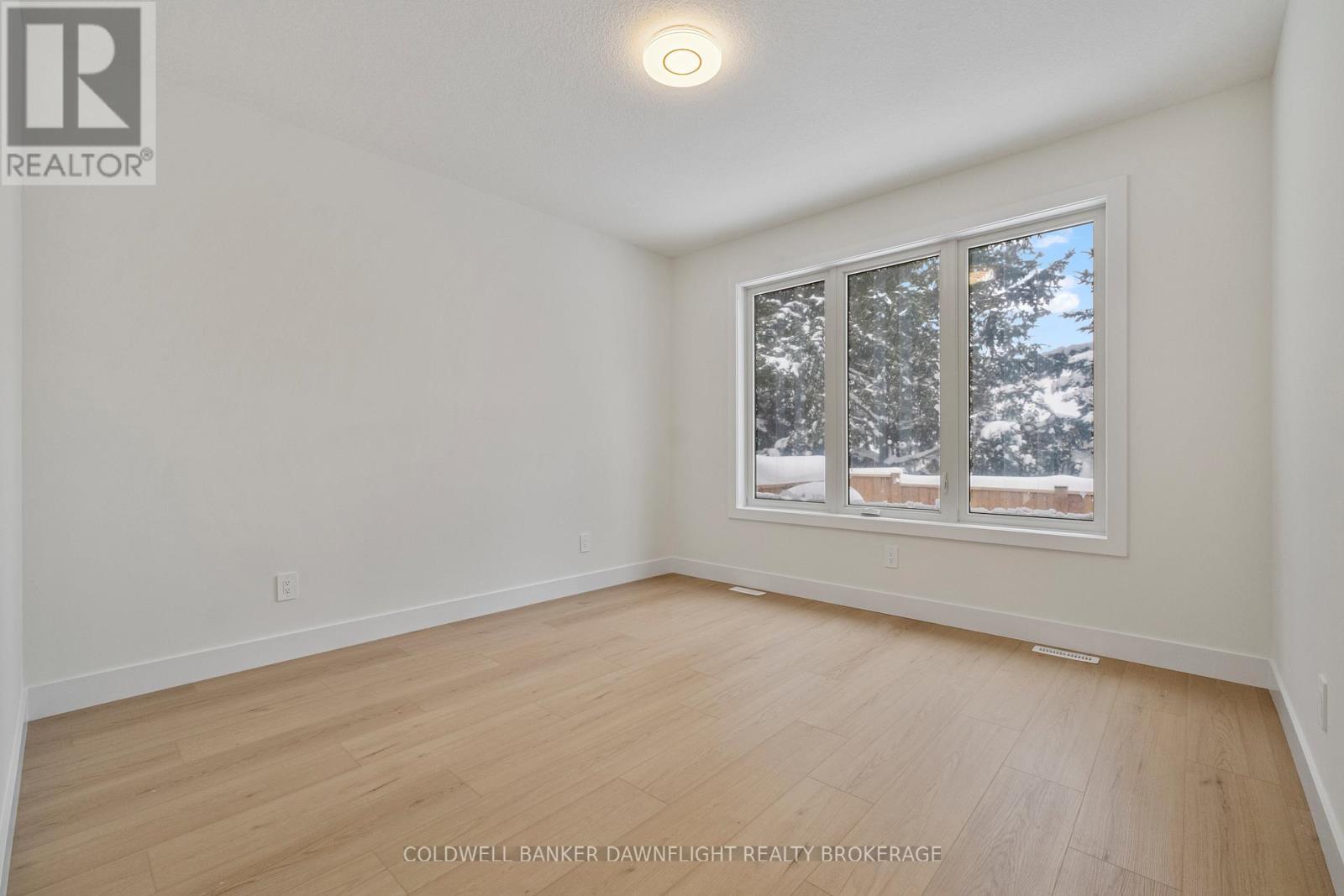 58 Moonlight Court, Central Huron, Ontario  N0M 1L0 - Photo 8 - X12750418