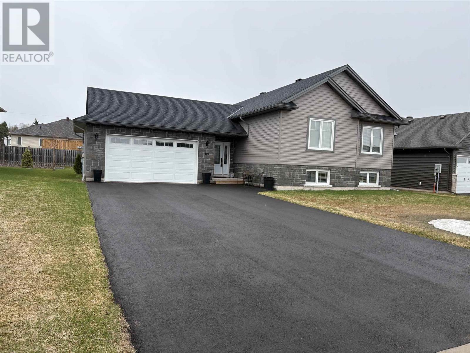 119 Chatfield DR, Sault Ste. Marie, Ontario