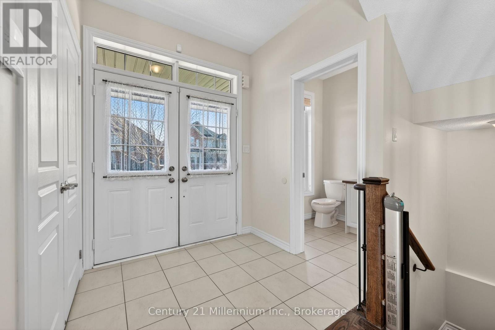 18 Marks Road, Springwater, Ontario  L9X 1A8 - Photo 3 - S13064194