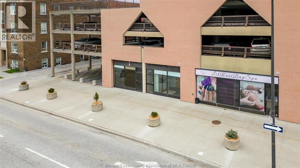 515 Riverside Drive West Unit# 104 B, Windsor, Ontario  N9A 7C3 - Photo 2 - 26009468