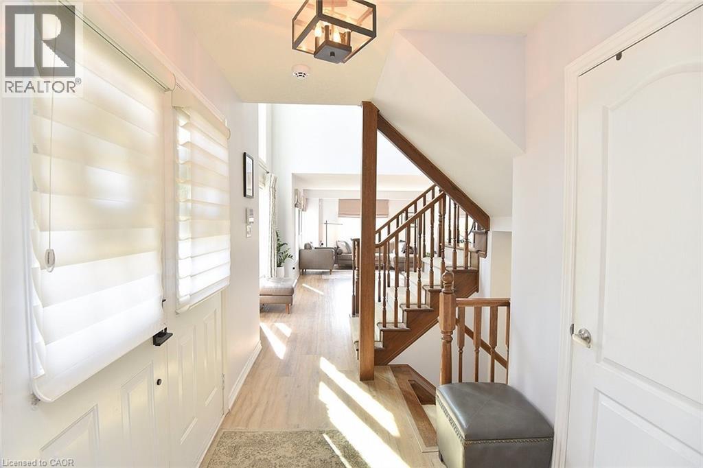 39 Panabaker Drive Unit# 7, Ancaster, Ontario  L9G 0A2 - Photo 5 - 40825893