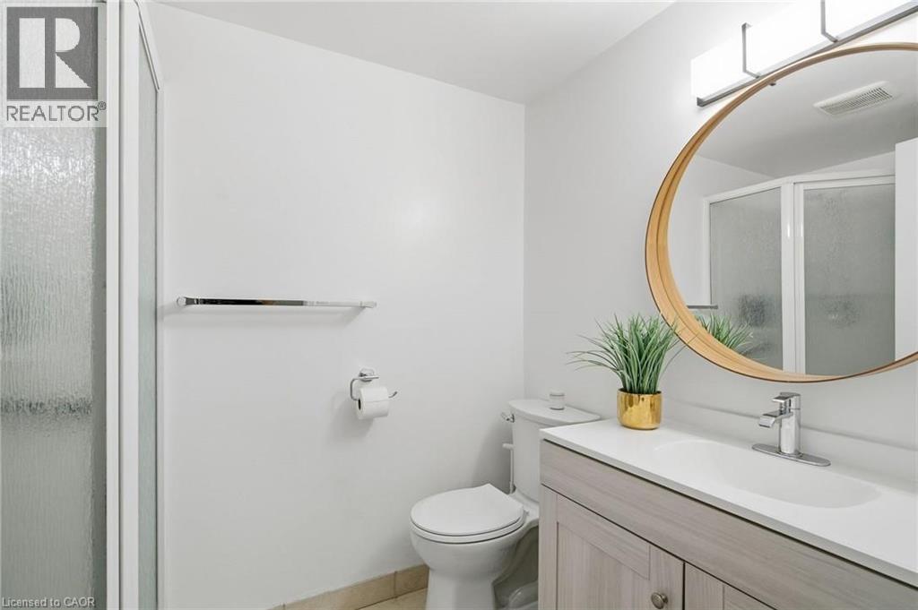 570 Westview Avenue, Hamilton, Ontario  L9G 1N9 - Photo 33 - 40812564