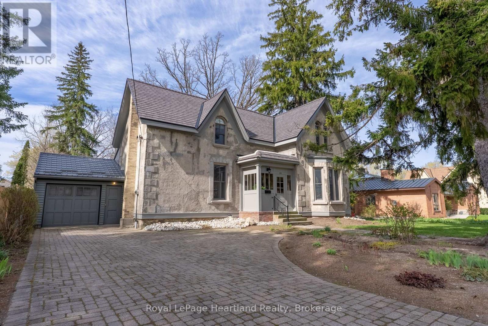 154 Ontario Street, Central Huron (Clinton), Ontario  N0M 1L0 - Photo 3 - X13064190