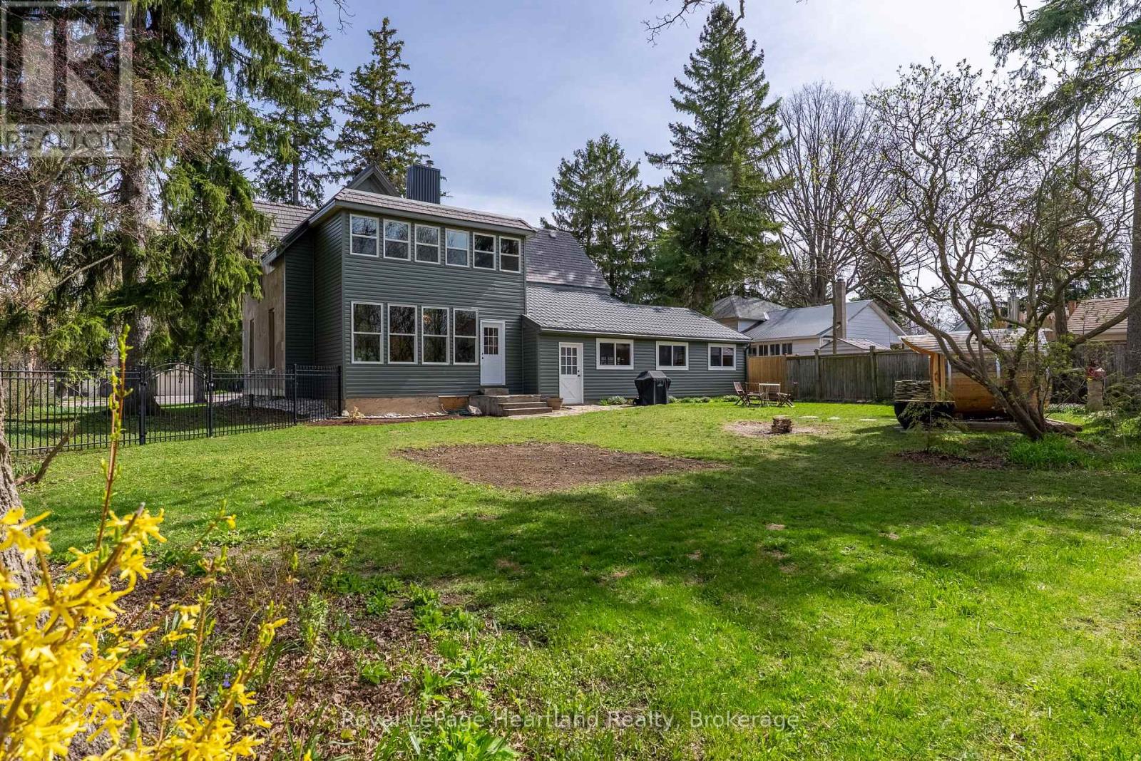 154 Ontario Street, Central Huron (Clinton), Ontario  N0M 1L0 - Photo 47 - X13064190