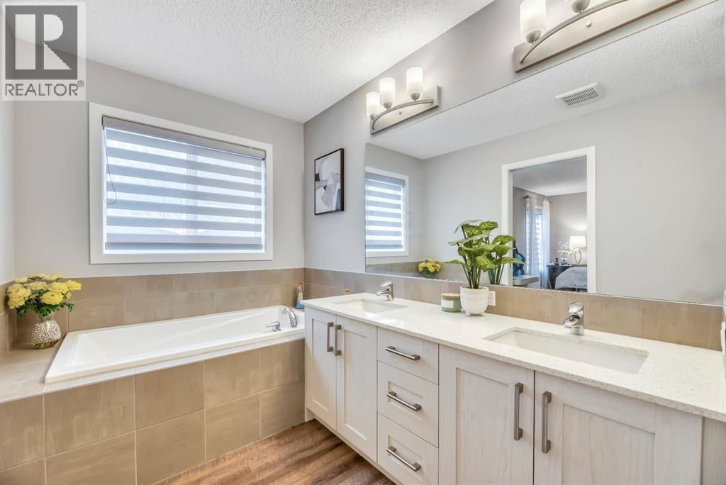 63 Walgrove Way Se, Calgary, Alberta  T2X 4A3 - Photo 31 - A2298604