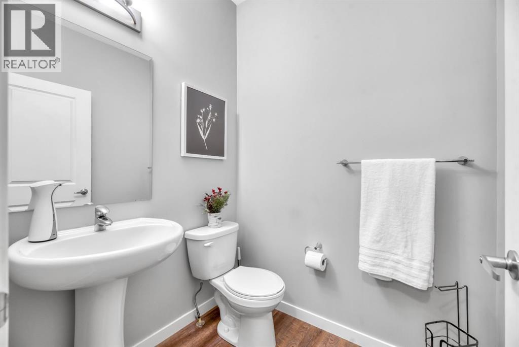 63 Walgrove Way Se, Calgary, Alberta  T2X 4A3 - Photo 17 - A2298604