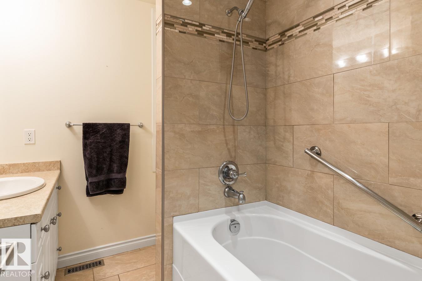 18536 68 Av Nw, Edmonton, Alberta  T5T 2M7 - Photo 14 - E4484925