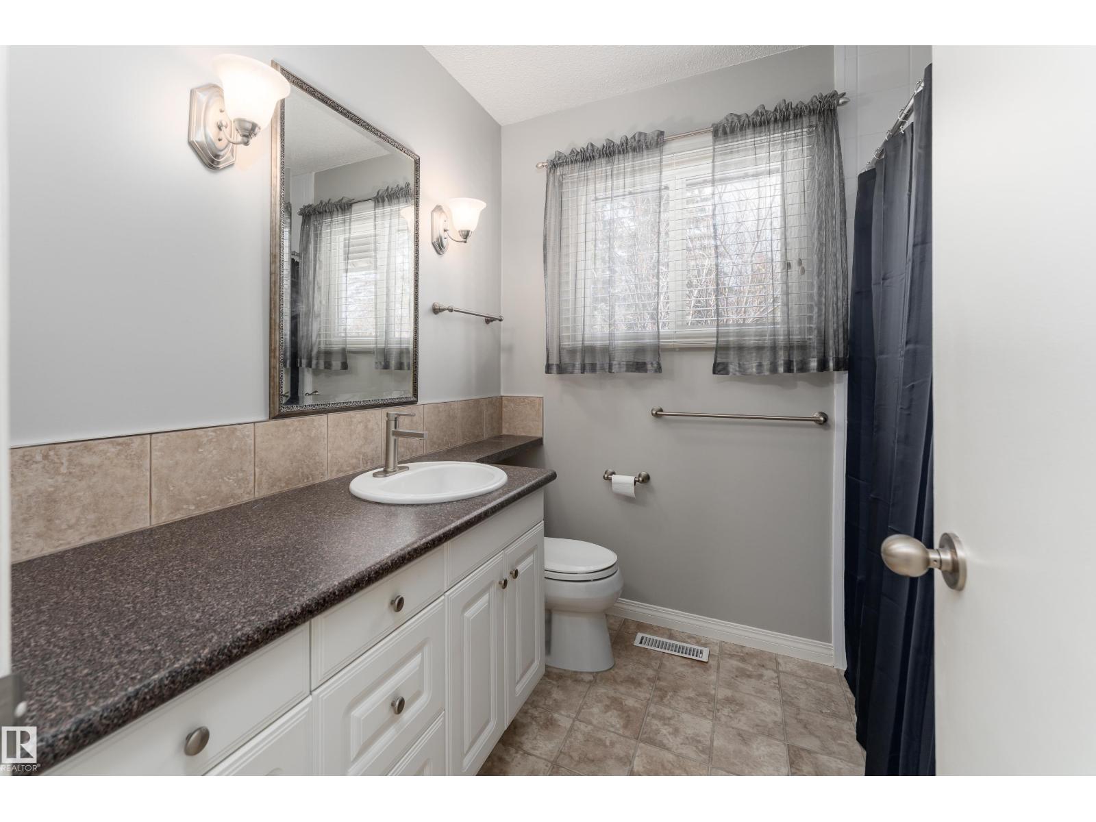 4212 52 St, Camrose, Alberta  T4V 1T4 - Photo 27 - E4484930