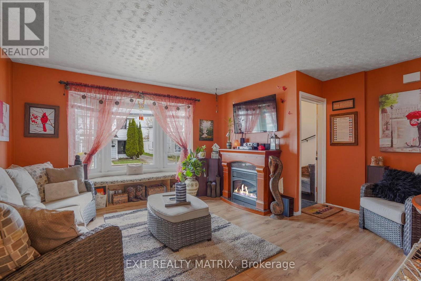 303 Kipling Street, Hawkesbury, Ontario  K6A 2N3 - Photo 5 - X13064128