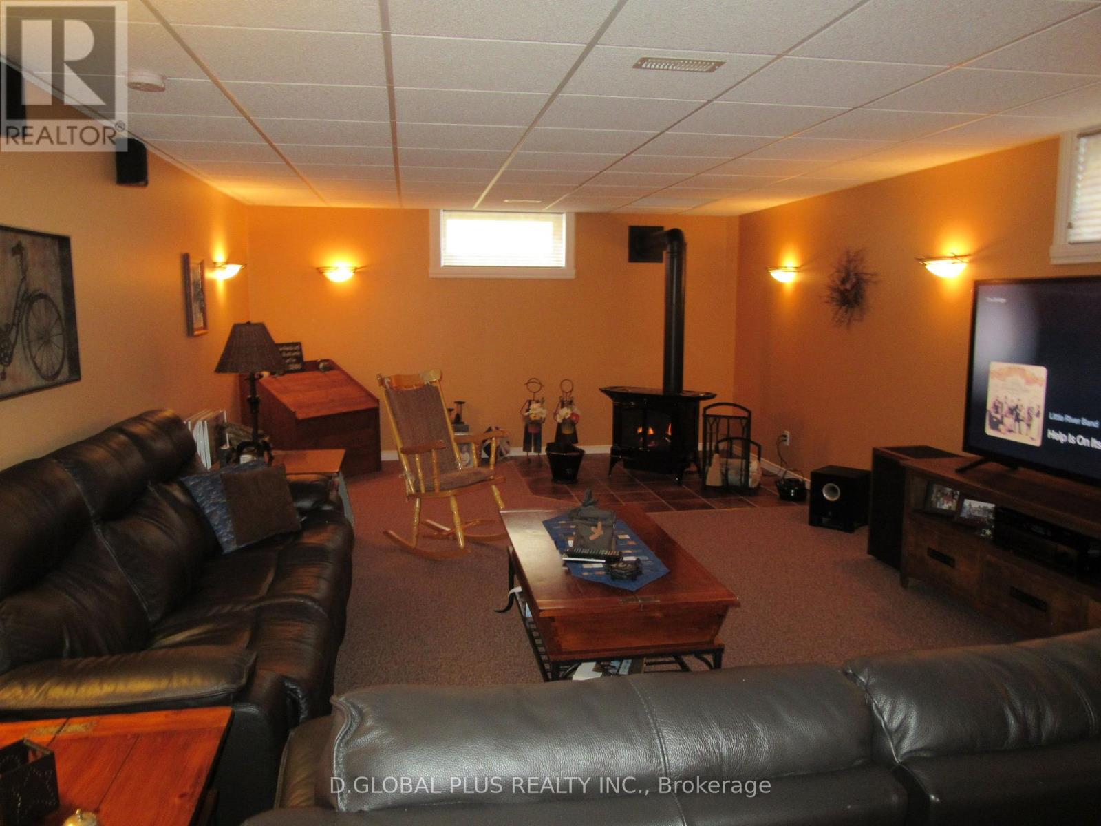 8 David Street, South Stormont, Ontario  K0C 1M0 - Photo 3 - X13064298