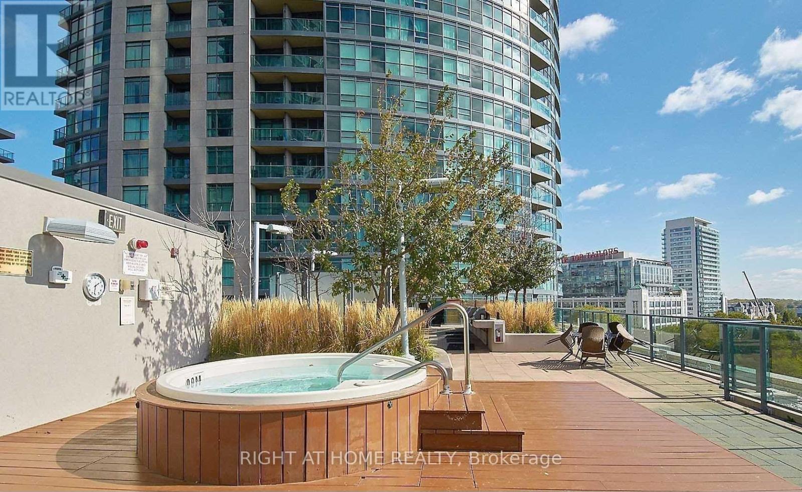 665 - 209 Fort York Boulevard, Toronto, Ontario  M5V 4A1 - Photo 3 - C13064230