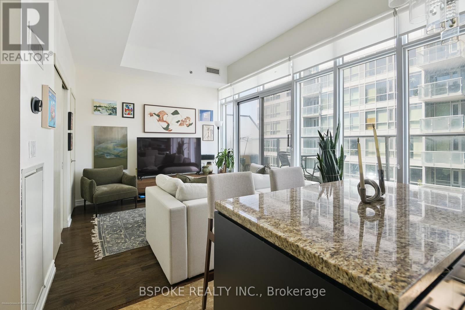 Uph7 - 21 Nelson Street, Toronto, Ontario  M5V 3H9 - Photo 7 - C13064324