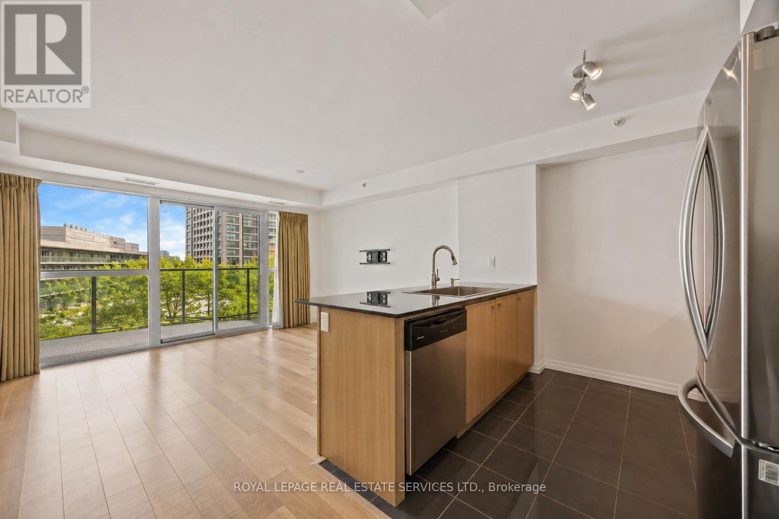 306 - 275 Yorkland Road, Toronto (Henry Farm), Ontario  M2J 0B4 - Photo 9 - C13064326