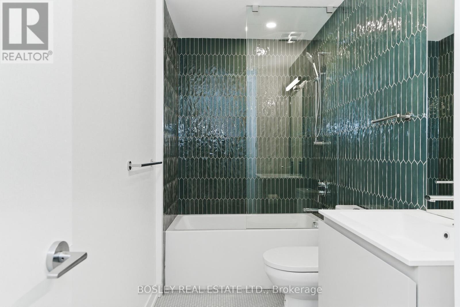 204 - 761 Queen Street E, Toronto, Ontario  M4A 1H3 - Photo 22 - E13064132