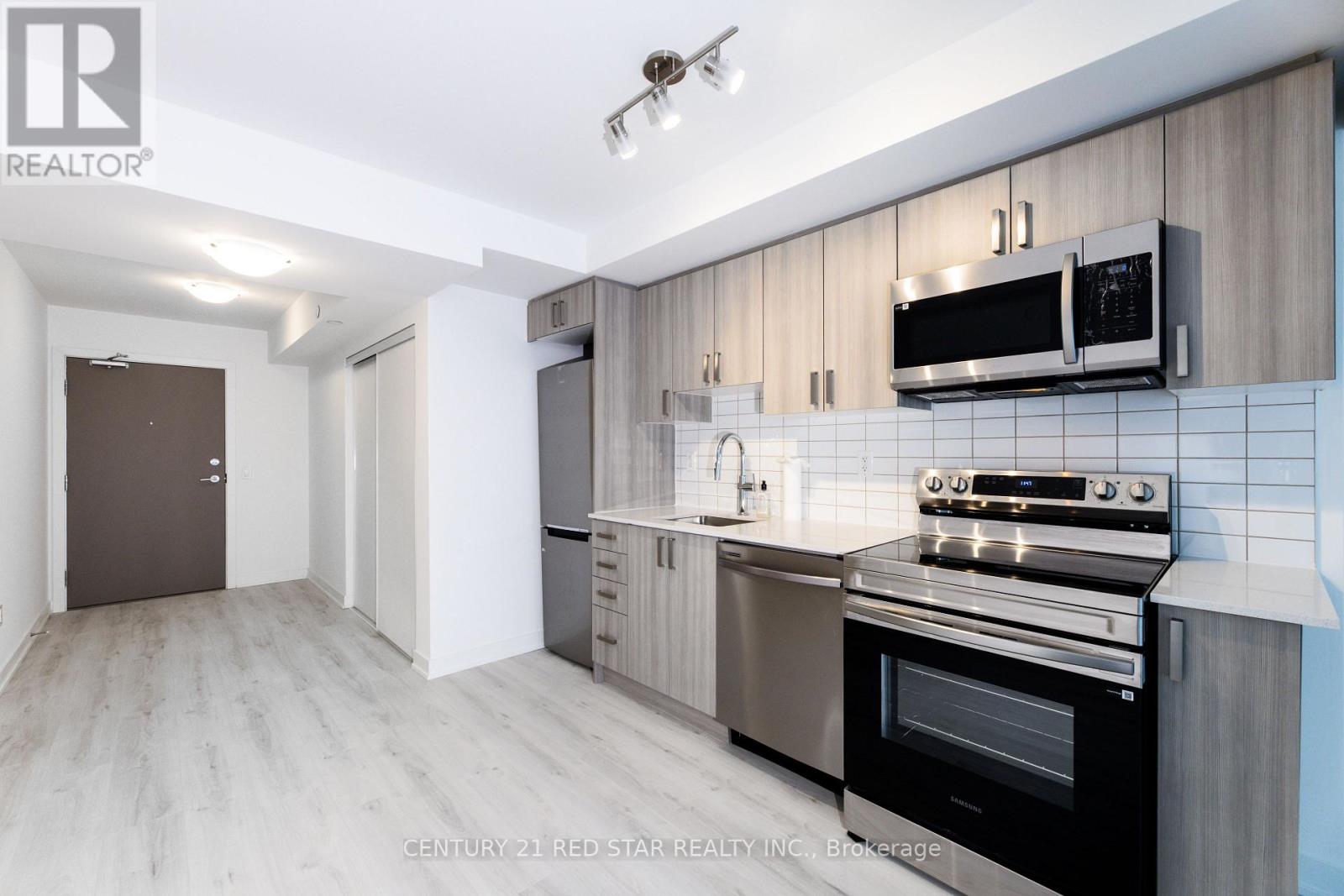 1310 - 1010 Sandy Beach Road, Pickering, Ontario  L1W 0C7 - Photo 14 - E13064178