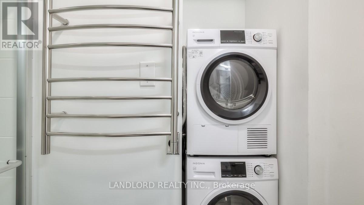 601 Logan Avenue, Toronto, Ontario  M4K 3B9 - Photo 17 - E13064220