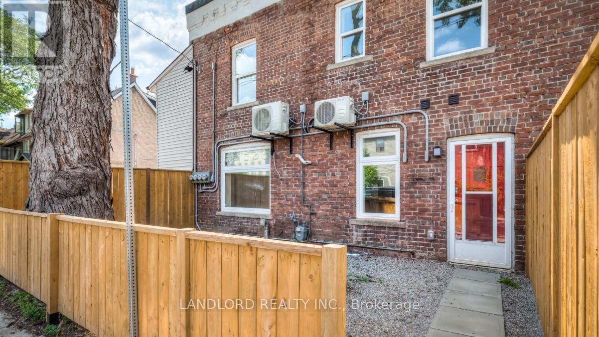 601 Logan Avenue, Toronto, Ontario  M4K 3B9 - Photo 2 - E13064220