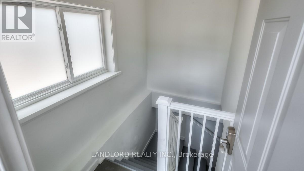 601 Logan Avenue, Toronto, Ontario  M4K 3B9 - Photo 29 - E13064220