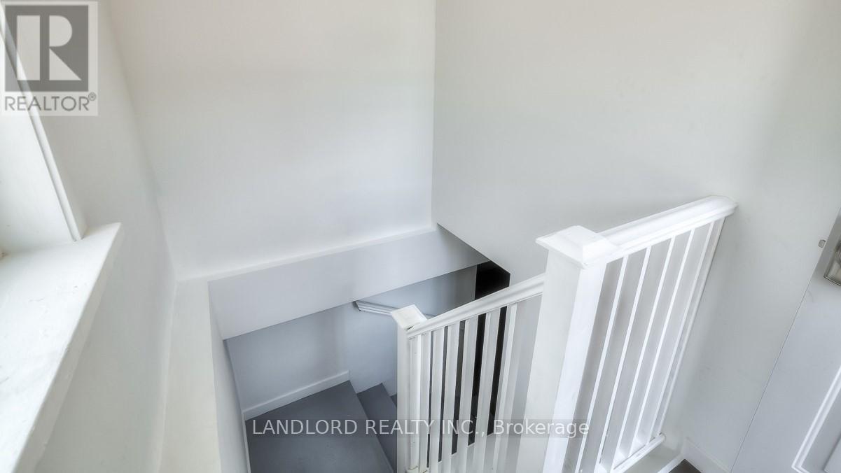 601 Logan Avenue, Toronto, Ontario  M4K 3B9 - Photo 30 - E13064220