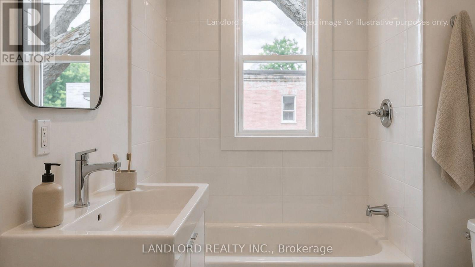 601 Logan Avenue, Toronto, Ontario  M4K 3B9 - Photo 35 - E13064220