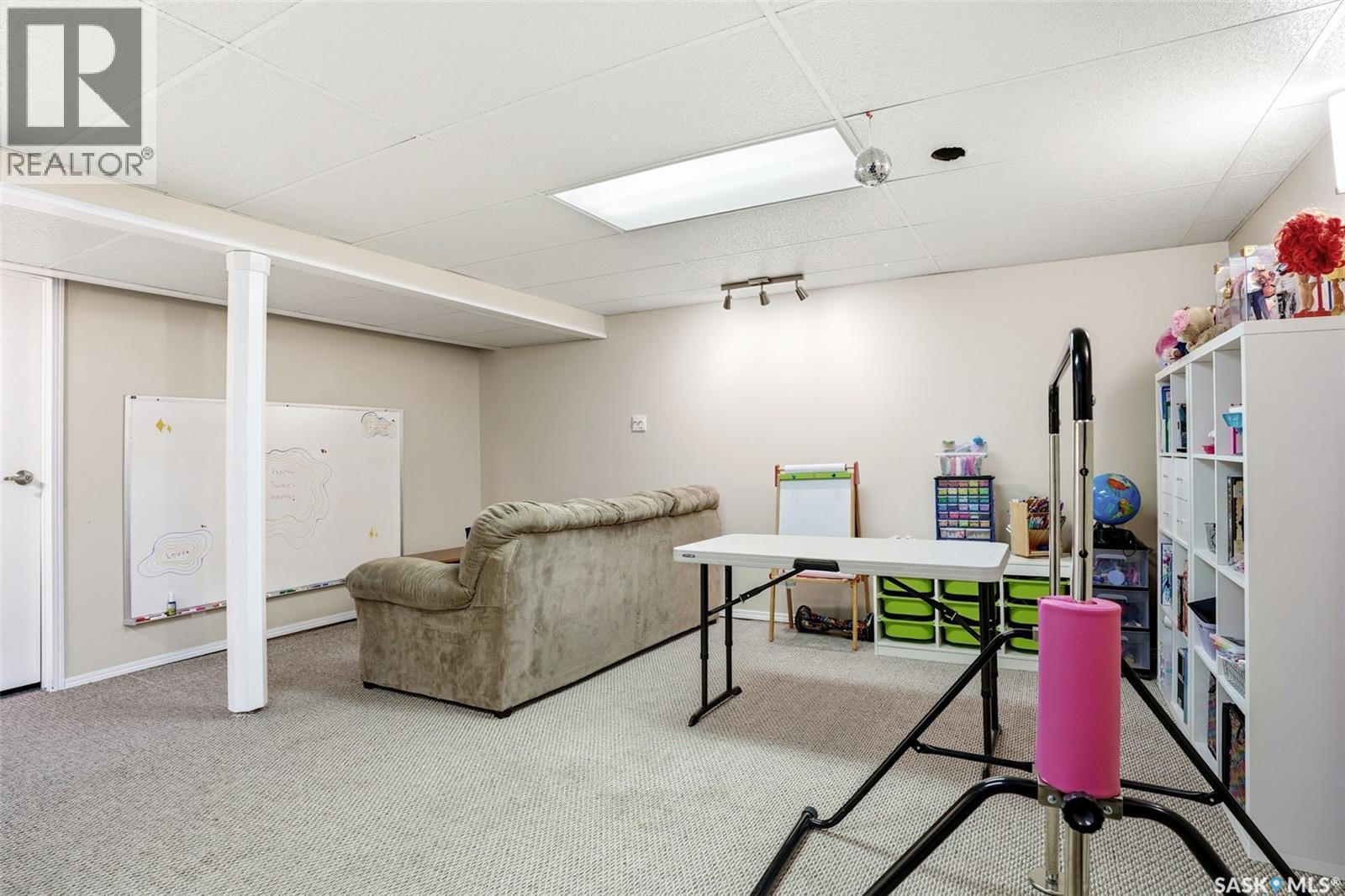 7203 Lawrence Drive, Regina, Saskatchewan  S4X 3X7 - Photo 25 - SK034471