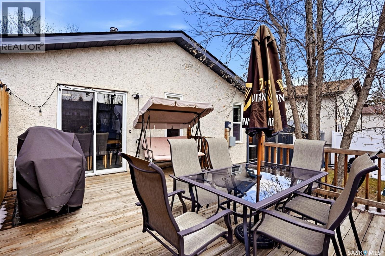 7203 Lawrence Drive, Regina, Saskatchewan  S4X 3X7 - Photo 34 - SK034471