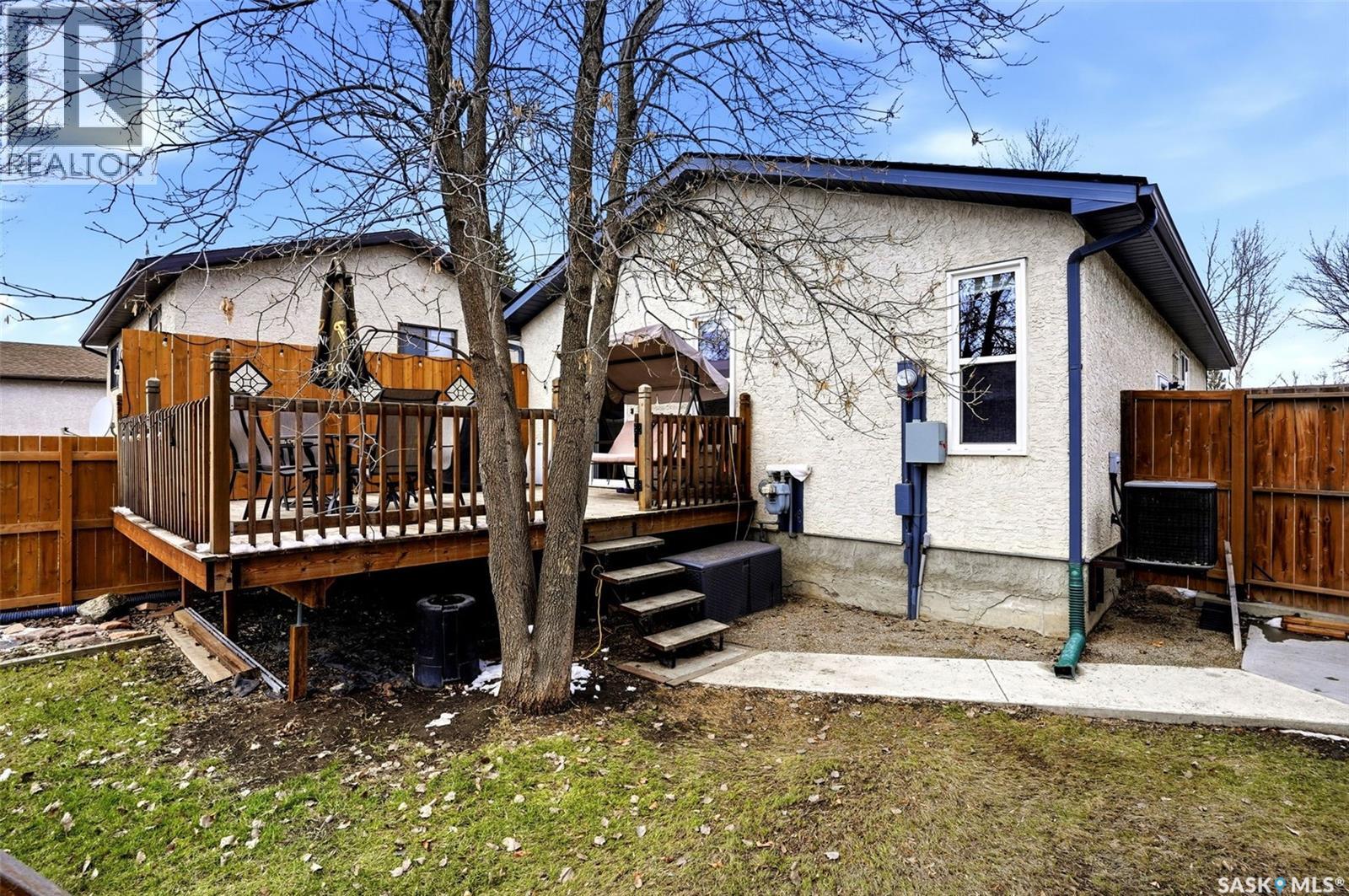 7203 Lawrence Drive, Regina, Saskatchewan  S4X 3X7 - Photo 38 - SK034471