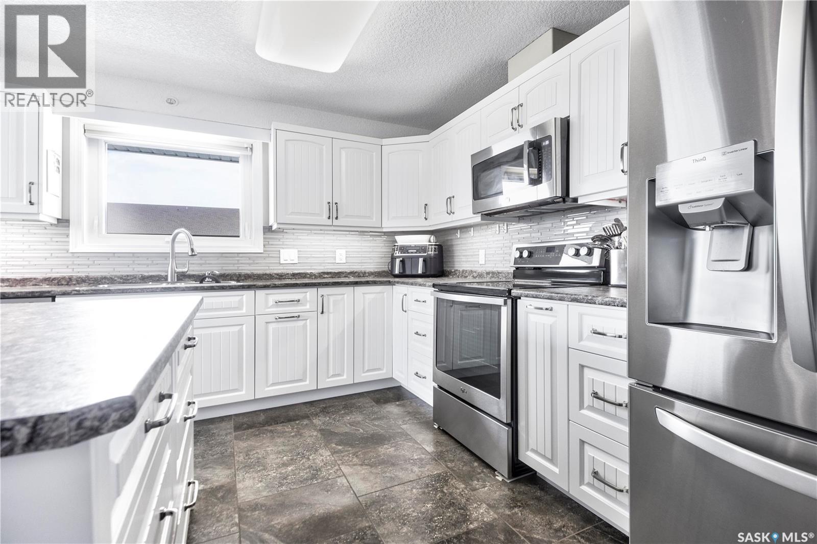 403 2781 Woodbridge Drive, Prince Albert, Saskatchewan  S6V 3Z9 - Photo 4 - SK034466