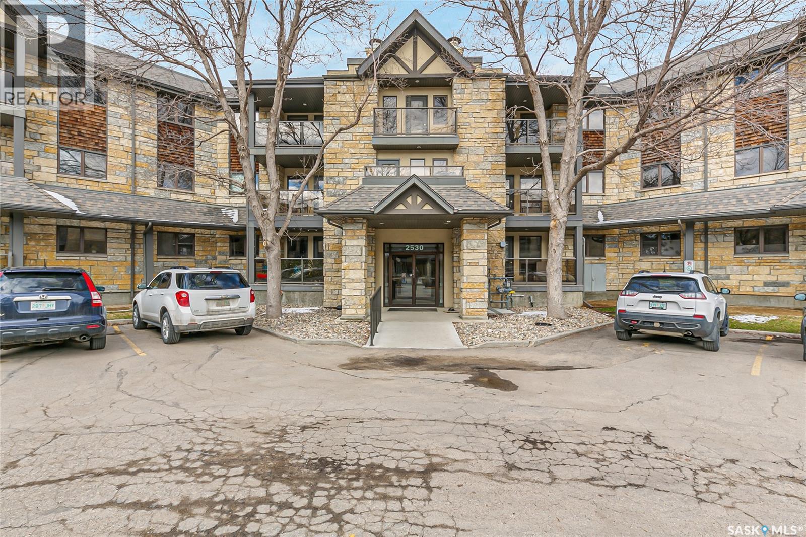 329 2530 25th Avenue, Regina, Saskatchewan  S4S 4E6 - Photo 2 - SK034274