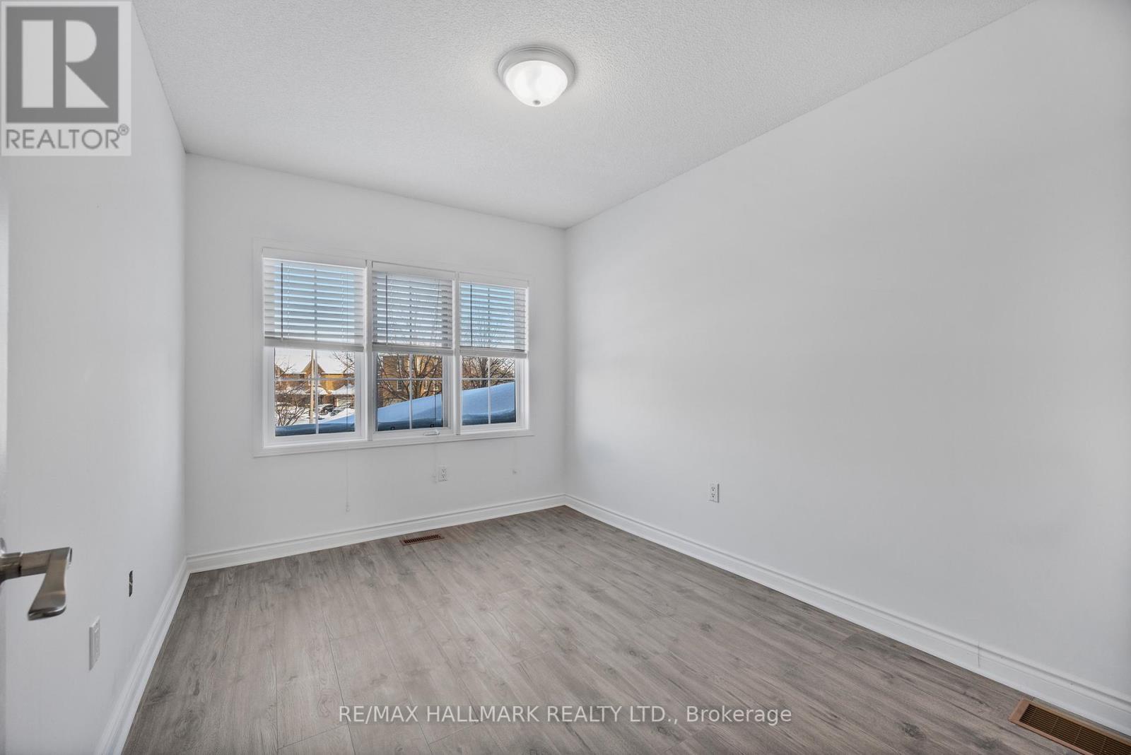 19 Parktree Drive, Vaughan, Ontario  L6A 2K9 - Photo 12 - N13063514