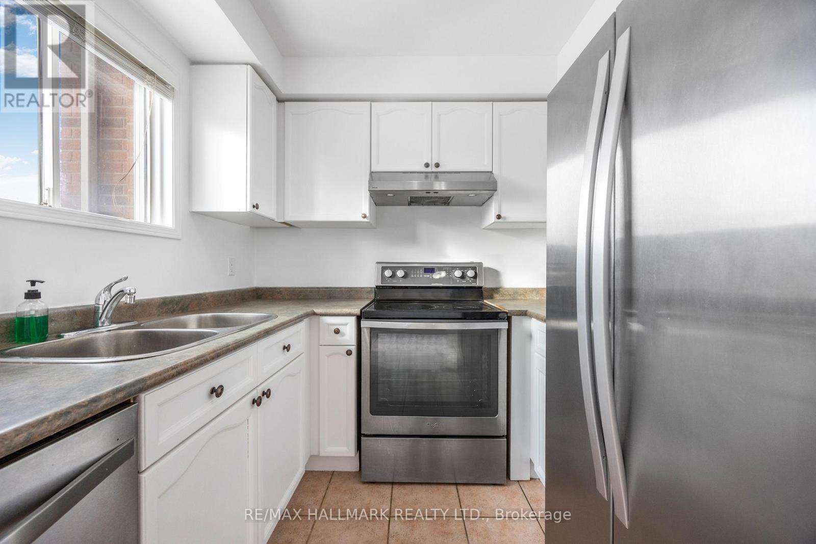 19 Parktree Drive, Vaughan, Ontario  L6A 2K9 - Photo 15 - N13063514