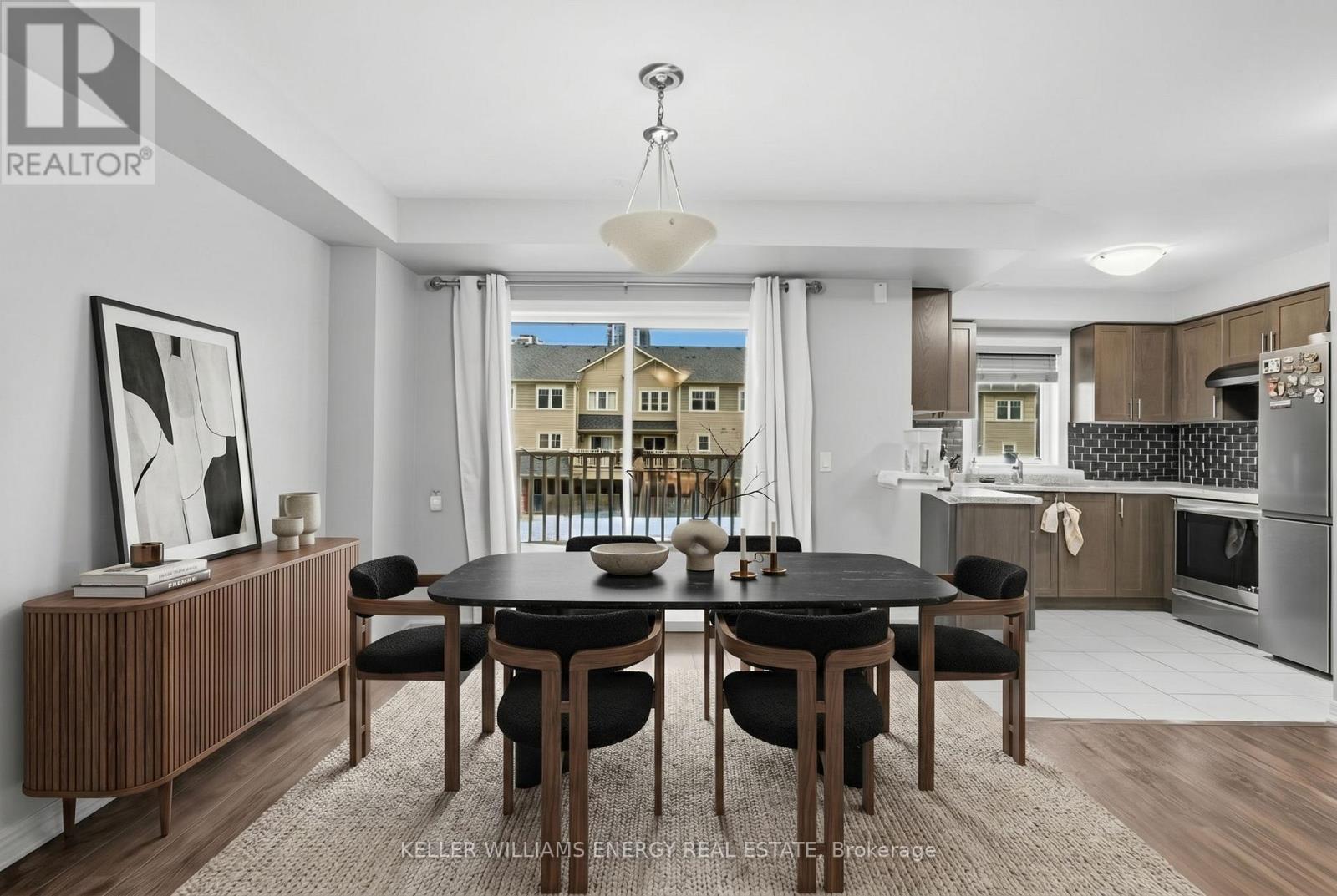 67 Tabaret Crescent, Oshawa, Ontario  L1L 0G5 - Photo 6 - E13062742