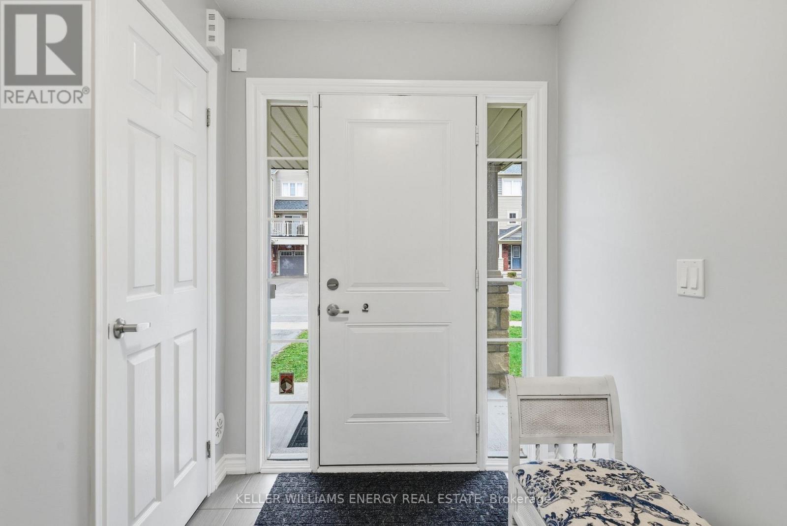 67 Tabaret Crescent, Oshawa, Ontario  L1L 0G5 - Photo 7 - E13062742