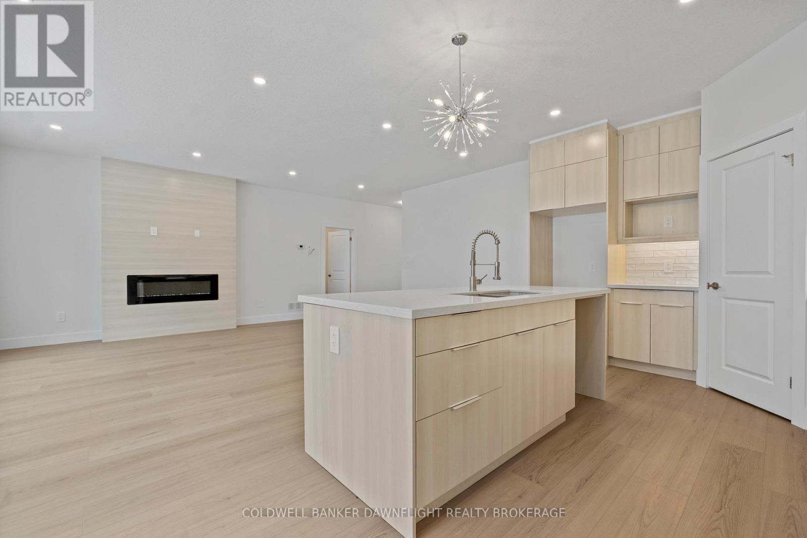 56 Moonlight Court, Central Huron, Ontario  N0M 1L0 - Photo 8 - X12750388