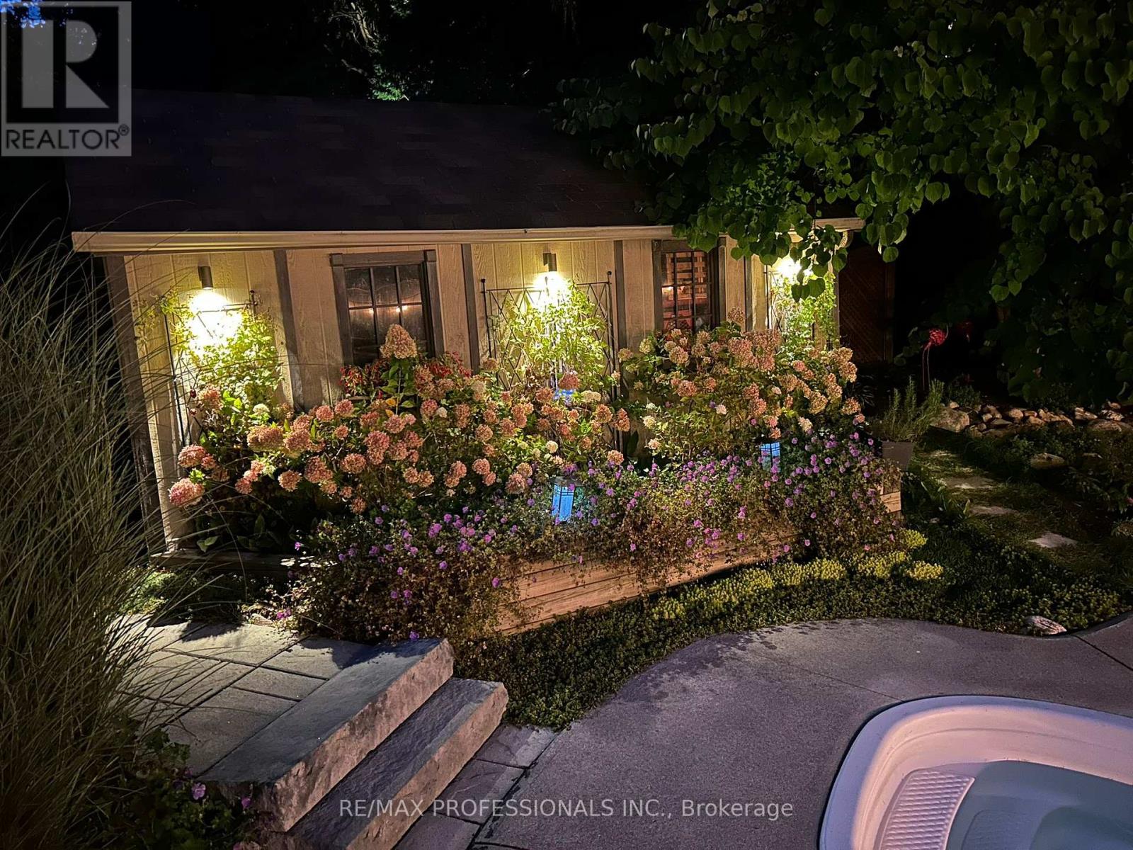 164 Morningside Avenue, Toronto, Ontario  M6S 1E3 - Photo 50 - W13020500