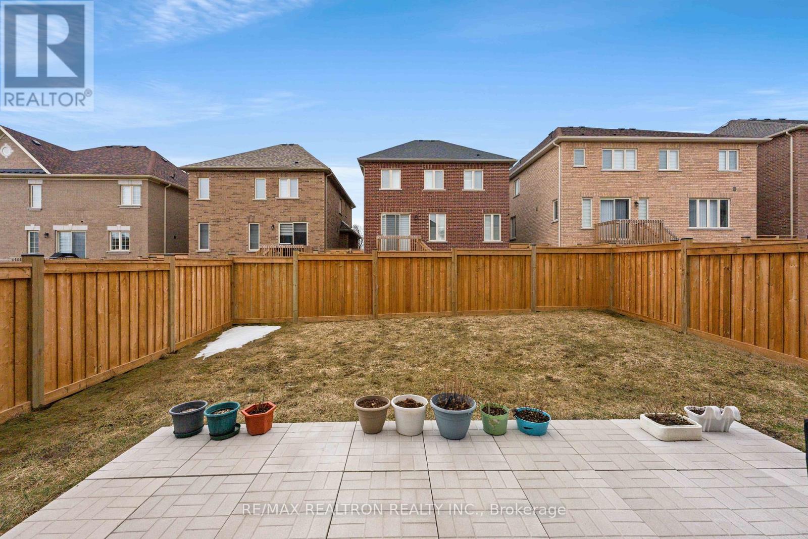 10 Neilly Terrace, Bradford West Gwillimbury, Ontario  L3Z 4K9 - Photo 46 - N13064258