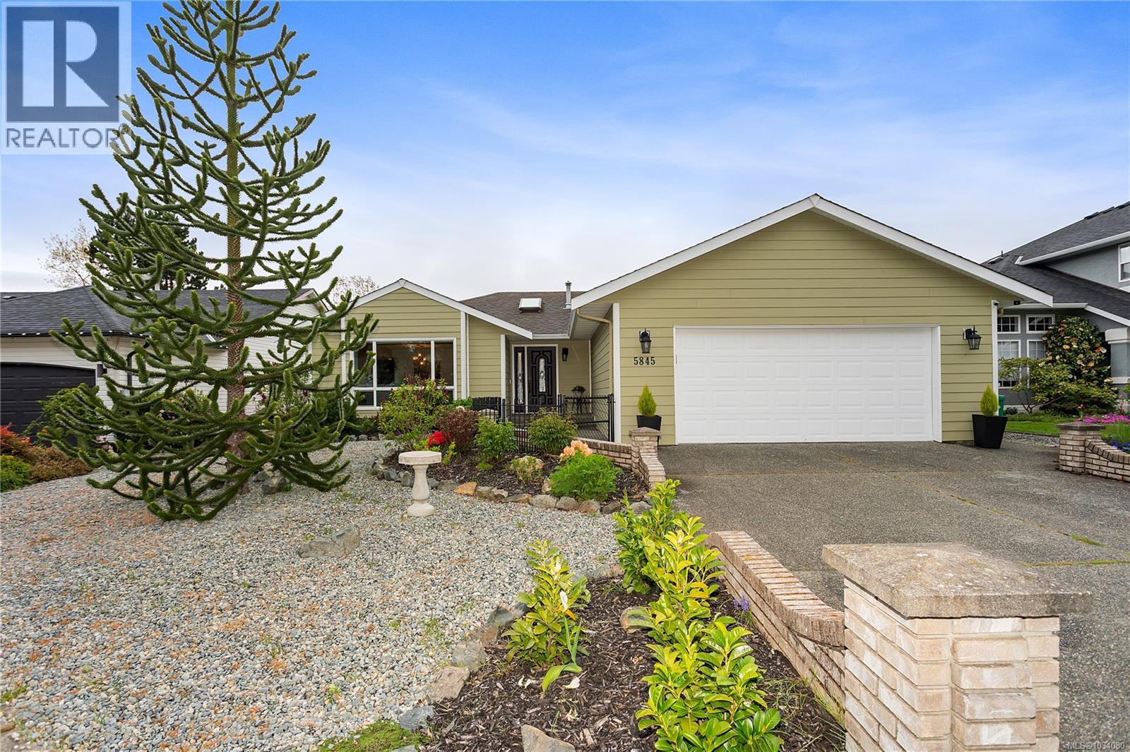5845 Ralston Dr, Nanaimo, British Columbia  V9T 6C5 - Photo 1 - 1034080