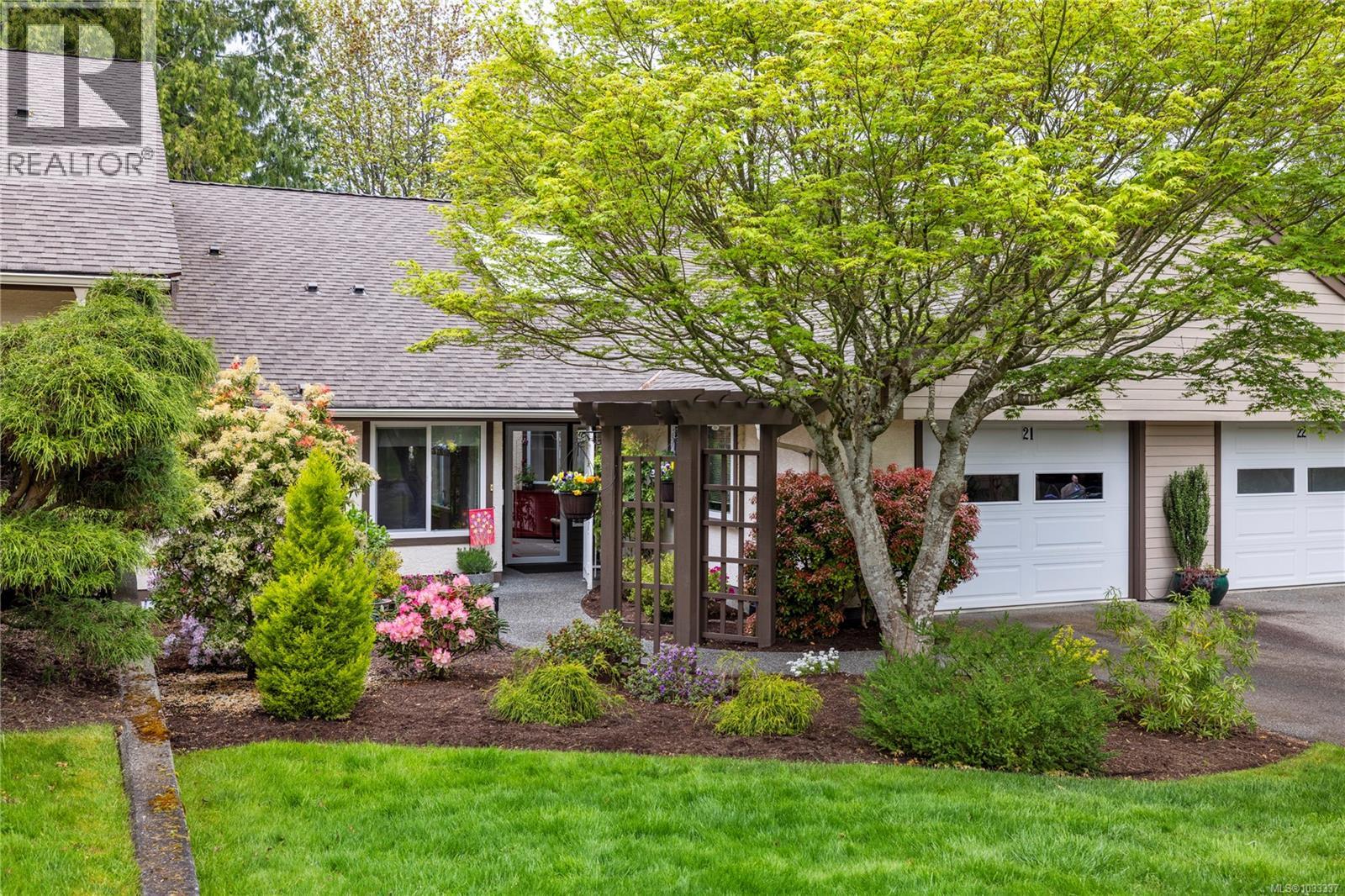 21 885 Berwick Rd, Qualicum Beach, British Columbia