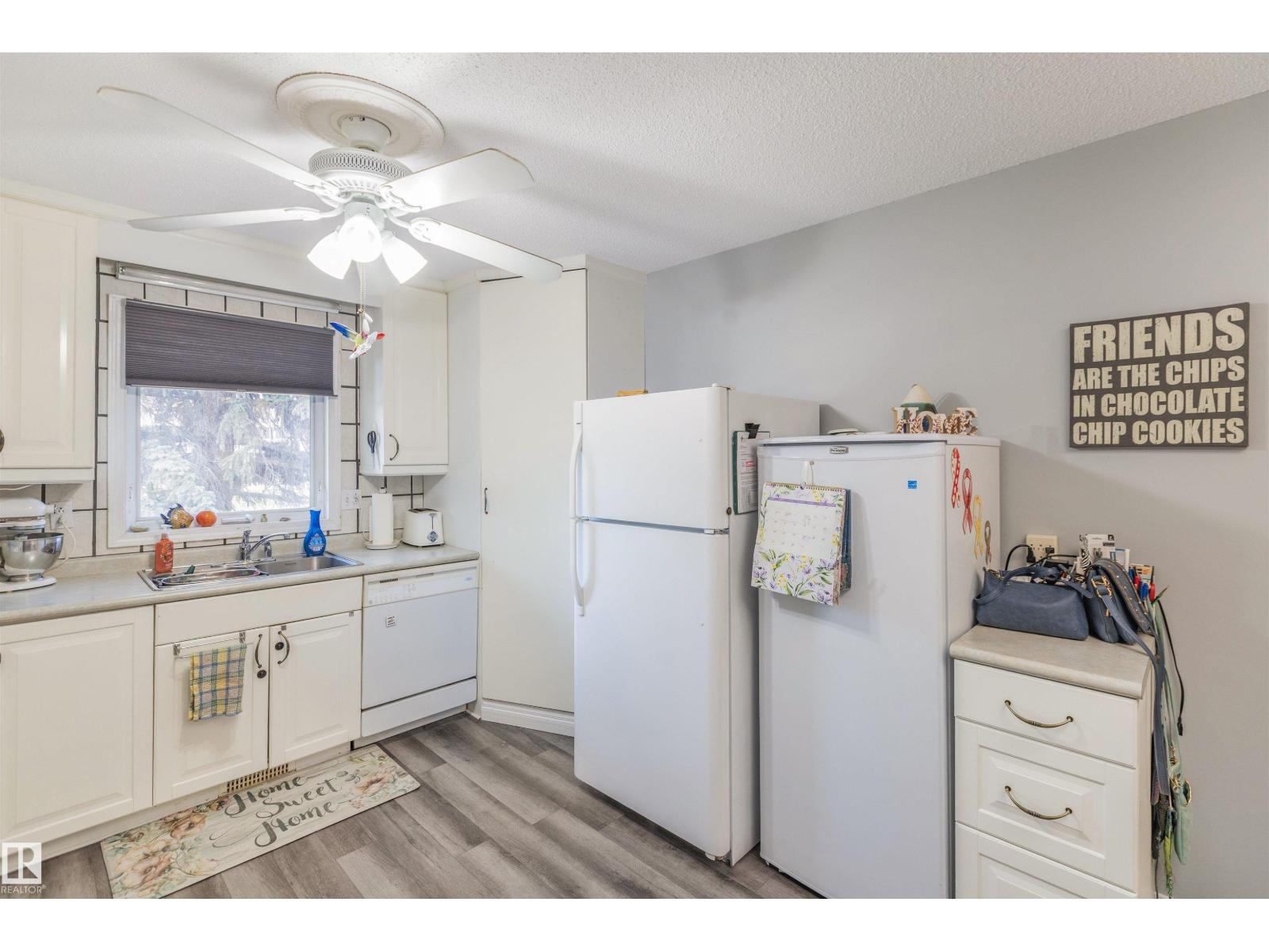 1619 Knottwood Rd N Nw, Edmonton, Alberta  T6K 2N3 - Photo 16 - E4484936