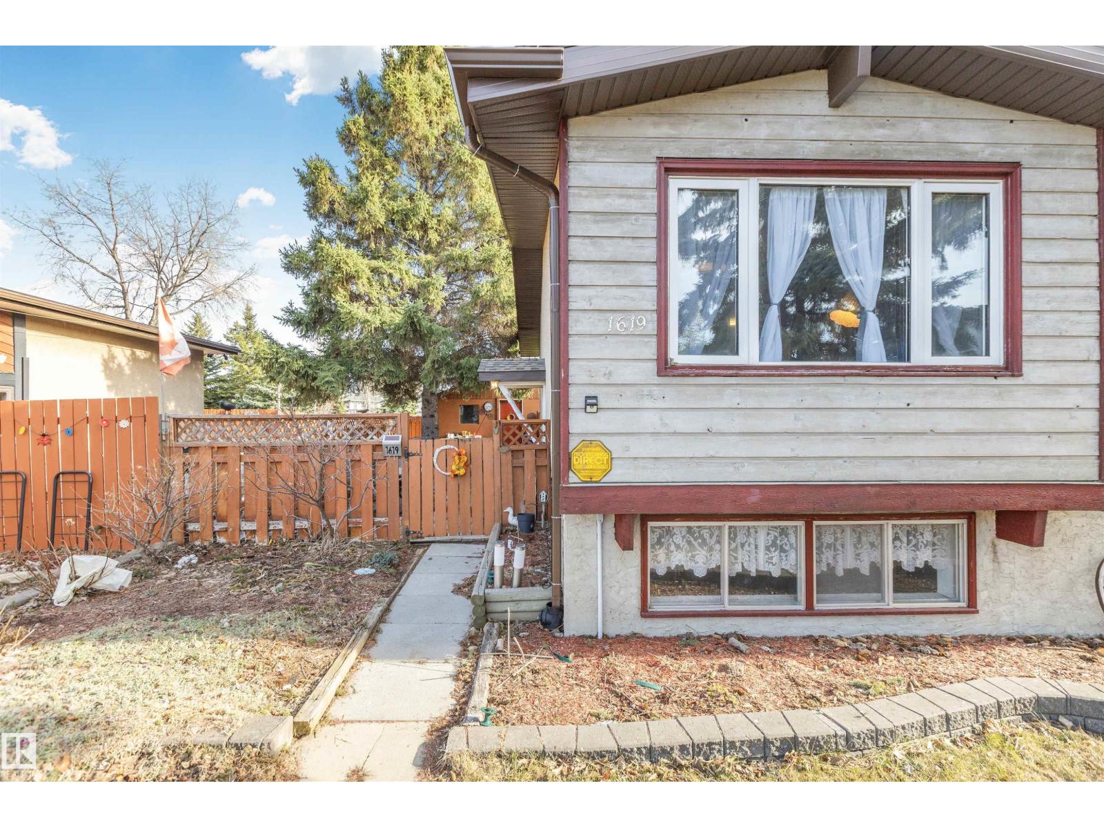 1619 Knottwood Rd N Nw, Edmonton, Alberta  T6K 2N3 - Photo 4 - E4484936