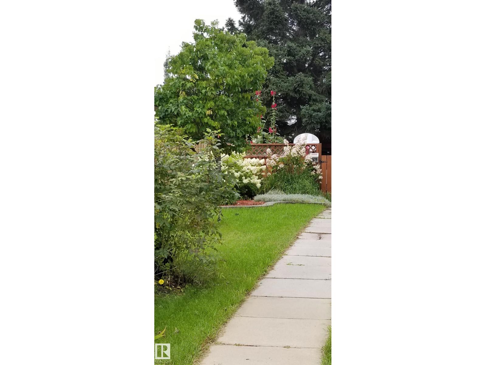 1619 Knottwood Rd N Nw, Edmonton, Alberta  T6K 2N3 - Photo 47 - E4484936