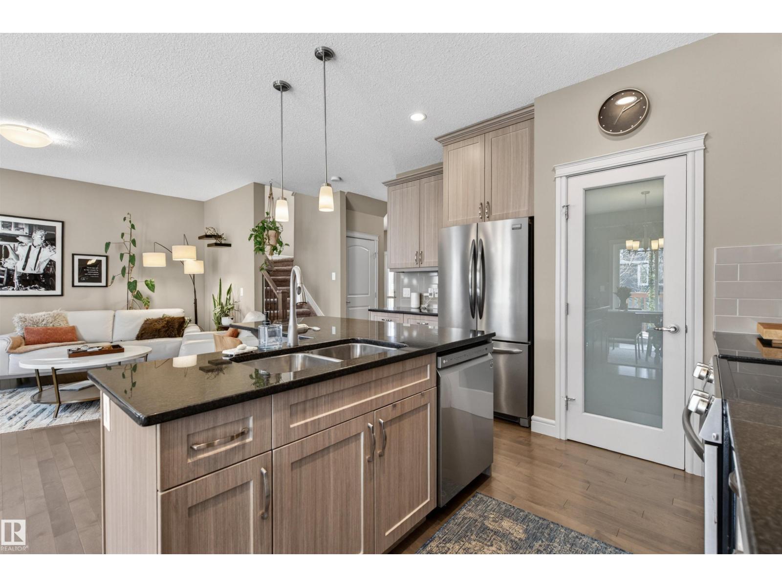 2313 Sparrow Cr Nw, Edmonton, Alberta  T5S 0G8 - Photo 10 - E4484933